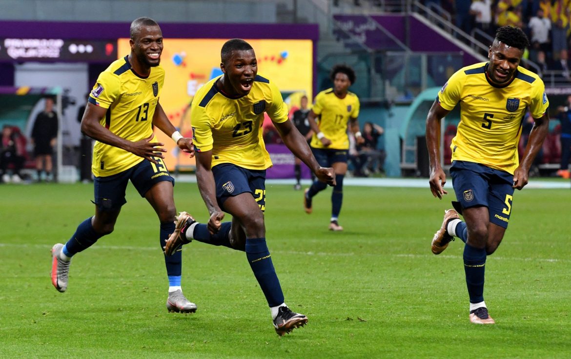 Newcastle learn Moises Caicedo price tag